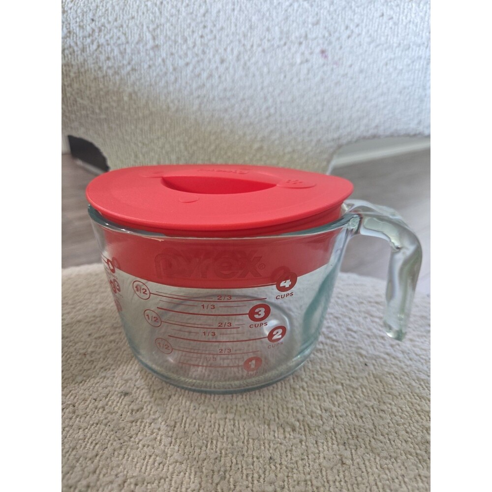 Pyrex 4  Cup 32 Oz Glass Measuring With Spout And RED Lid Made USA